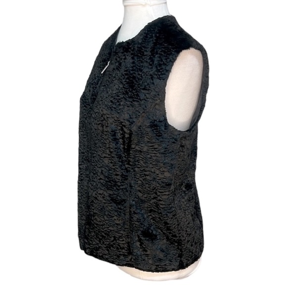 Tsunami Plush Faux Fur Vest - Picture 2 of 3
